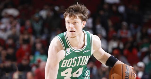 开云体育平台-Shams：凯尔特人与双向球员马克斯-舒尔加签下两年标准合同